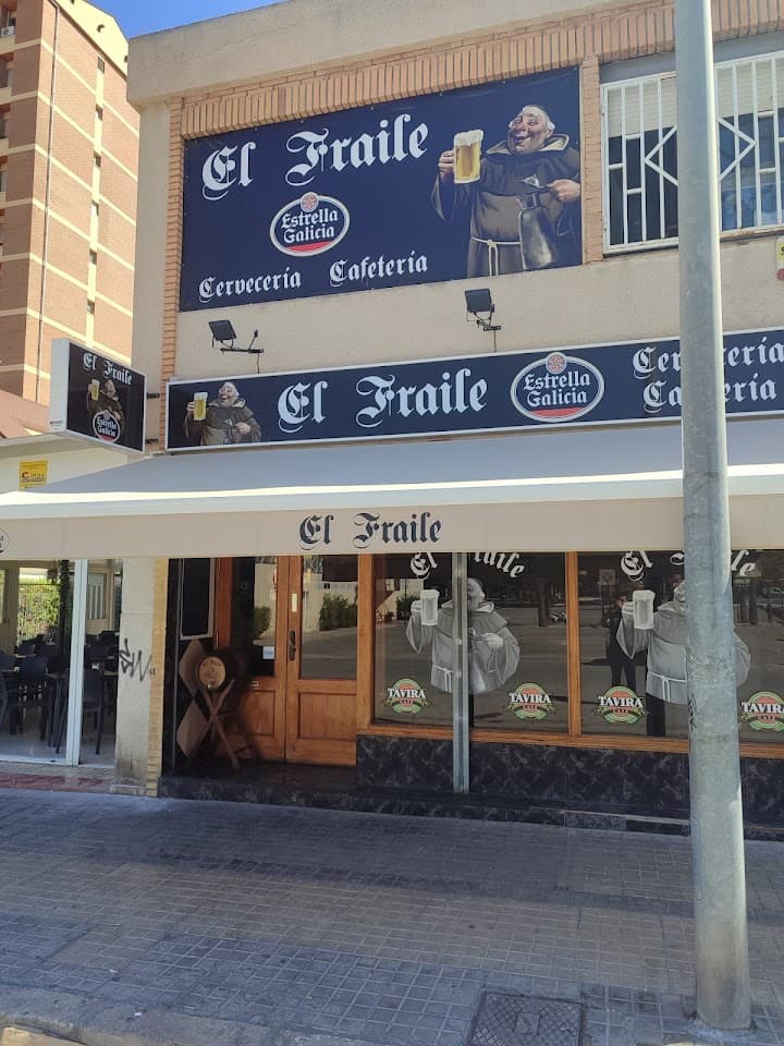 Cerveceria Cafeteria Vozmediano - bar para ver fútbol en Alicante