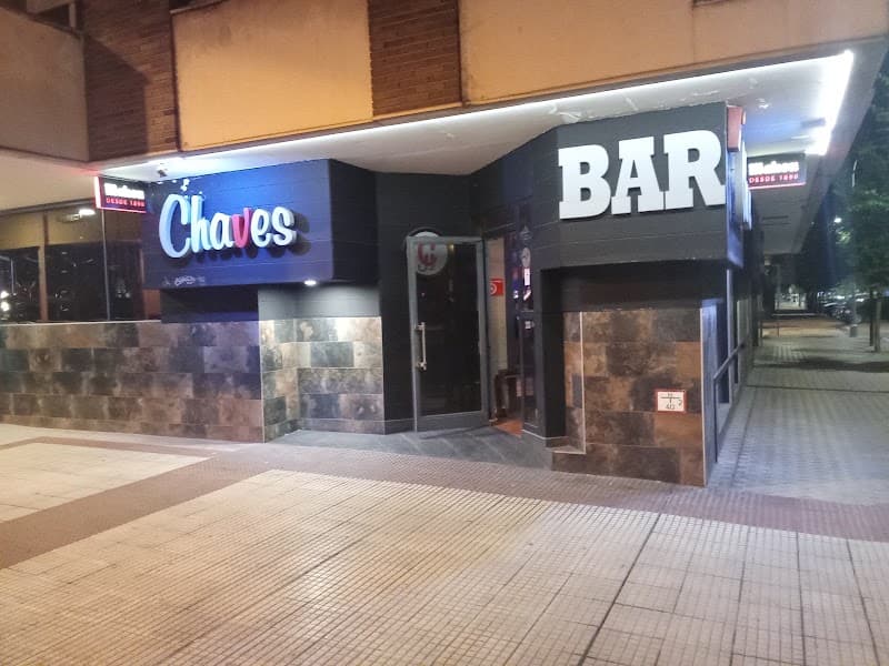 Chaves - bar para ver fútbol en Pamplona
