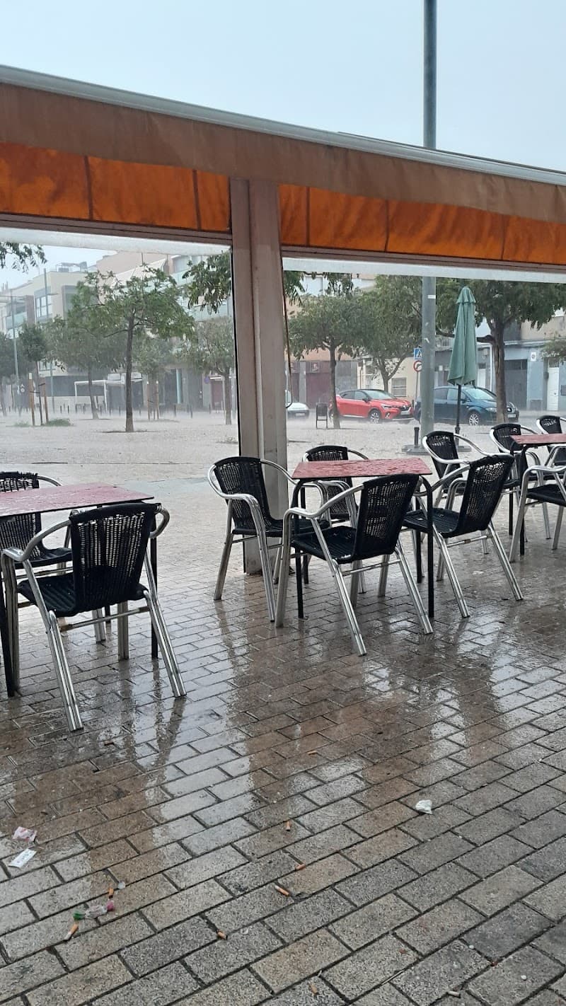 Cafeteria Vaixell - bar para ver fútbol en Badalona