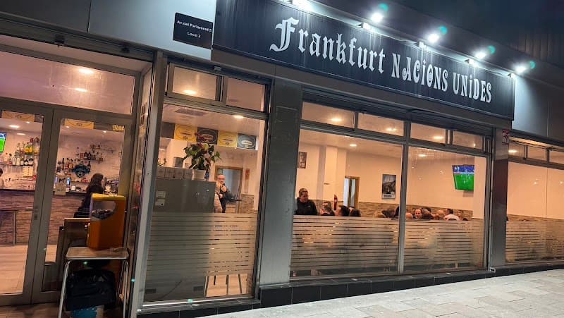 Frankfurt Nacions unides - bar para ver fútbol en Terrassa