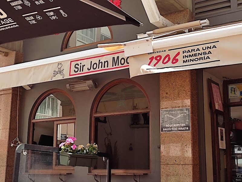 Sir John Moore - bar para ver fútbol en A Coruña