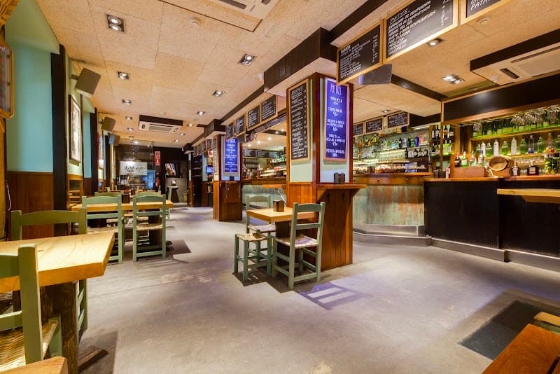 Atari Gastrolekua - bar para ver fútbol en San Sebastián
