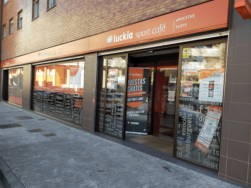 Luckia Sport Café - bar para ver fútbol en León