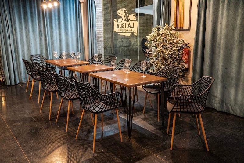 La Isla Beer Club - bar para ver fútbol en Murcia