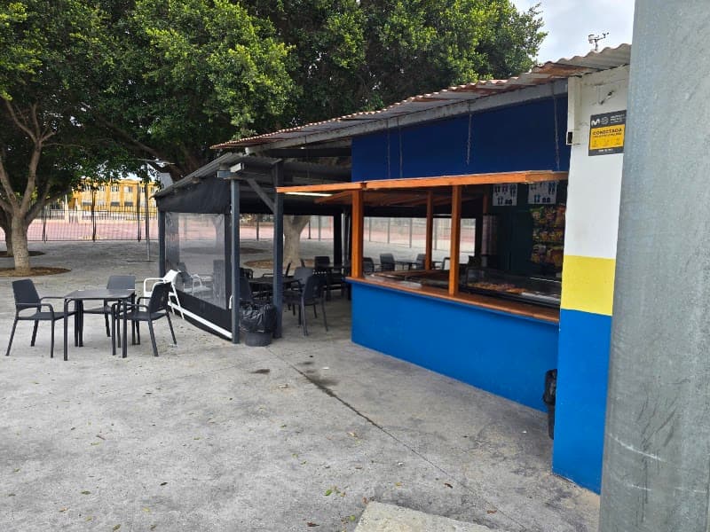 Bar Campo de Futbol Guadalmar - bar para ver fútbol en Málaga