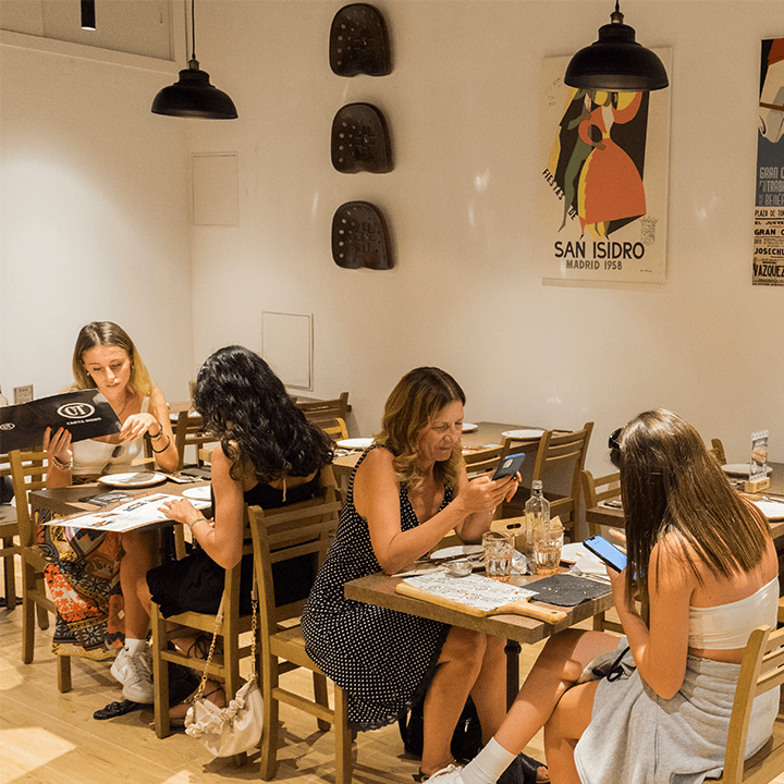 Cañas y Tapas - bar para ver fútbol en Toledo