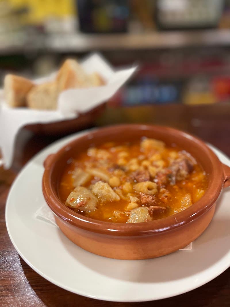 A 1/2 Kmí - bar para ver fútbol en Girona