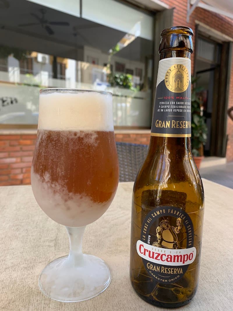 Aktea cafetería bar - bar para ver fútbol en Huelva