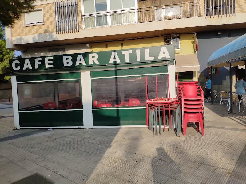 Bar Atila - bar para ver fútbol en Zaragoza