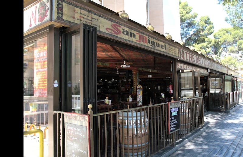 The Red Lion - bar para ver fútbol en Tarragona