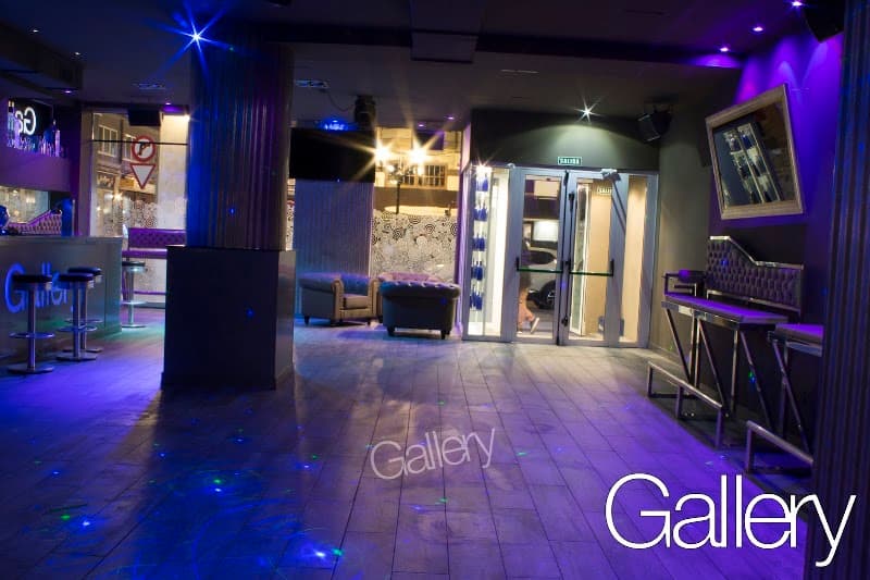 Gallery Gijón - bar para ver fútbol en Gijón