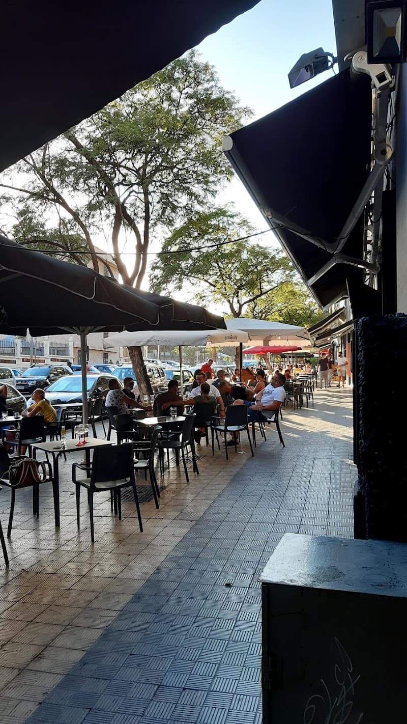 Bar Cafetería Don Juan - bar para ver fútbol en Santa Cruz de Tenerife