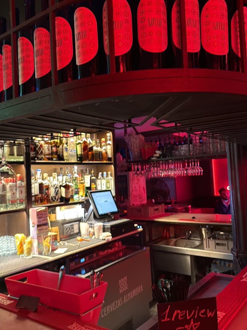LA MALDITA - bar para ver fútbol en Málaga