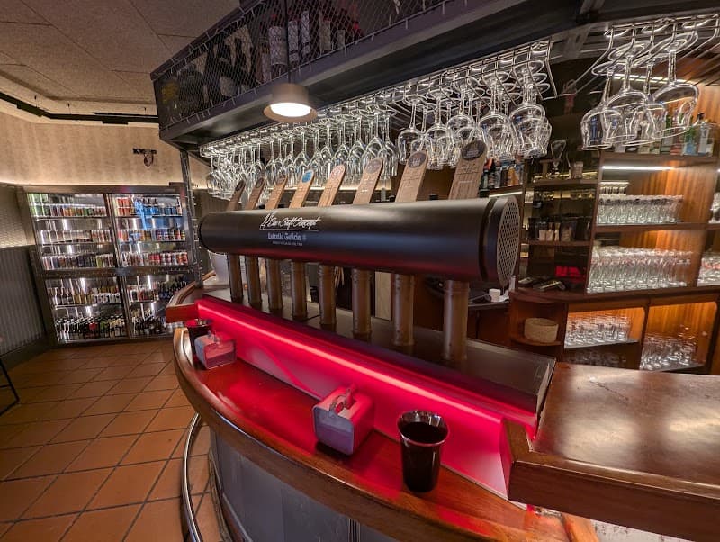 Cervecería Ochi - bar para ver fútbol en Vitoria-Gasteiz
