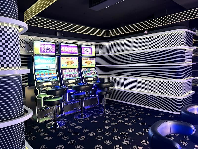 Orenes Sports Bar & Salón de Juego - bar para ver fútbol en Albacete