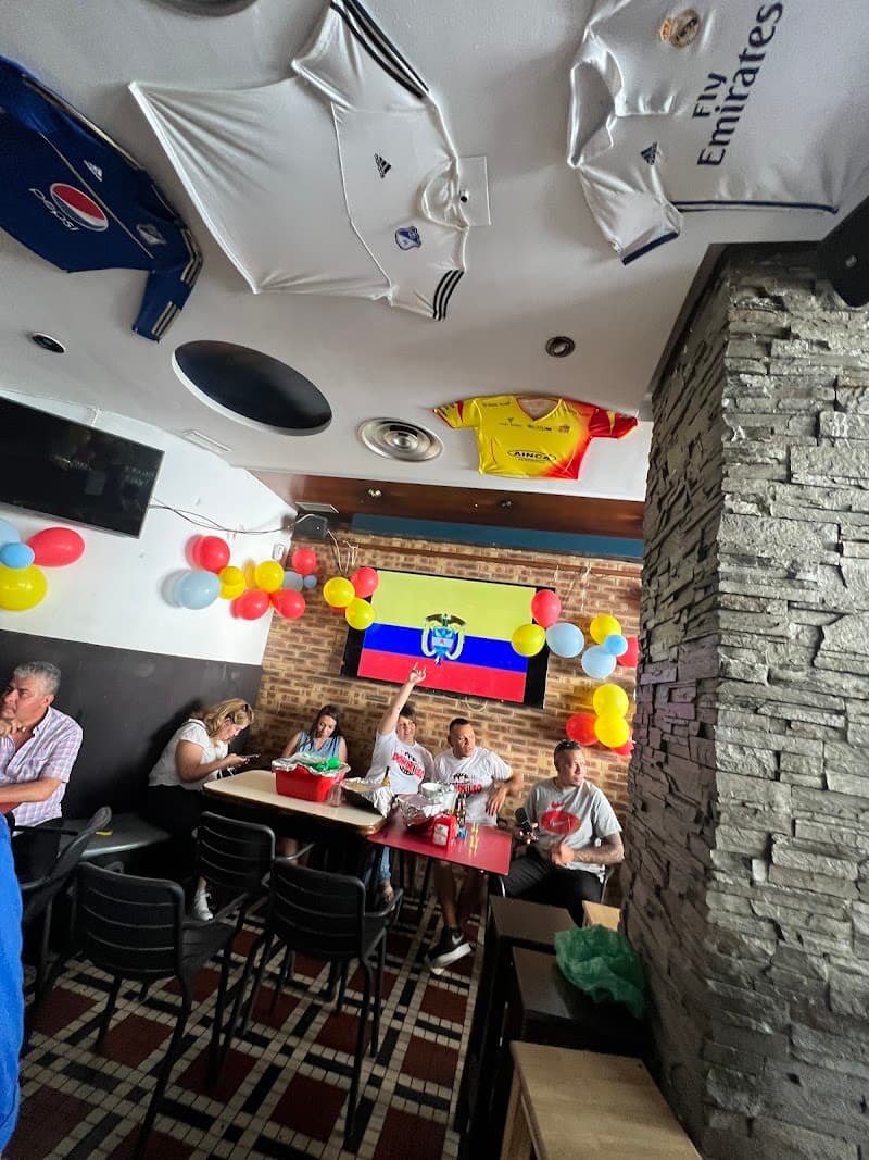 Bar Blubber — DONDE LEO